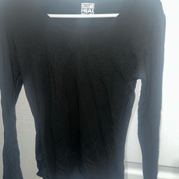 32 Degrees Black Thermal Top - Picture 1 of 2